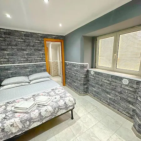 Pietrarsa Appartement *